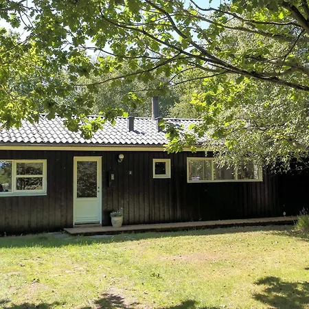 6 Person In Brovst-by Traum *