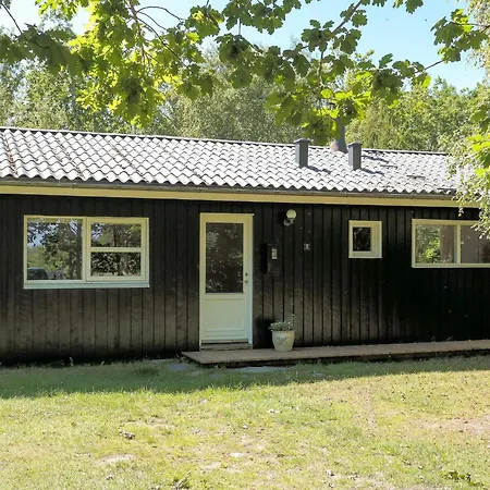 6 Person In Brovst-by Traum * Brovst